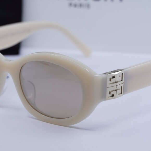 Final Price! Givenchy GV40091F 25G Sunglasses main image 3